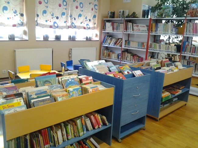 Biblioteca de libros infantiles y juveniles